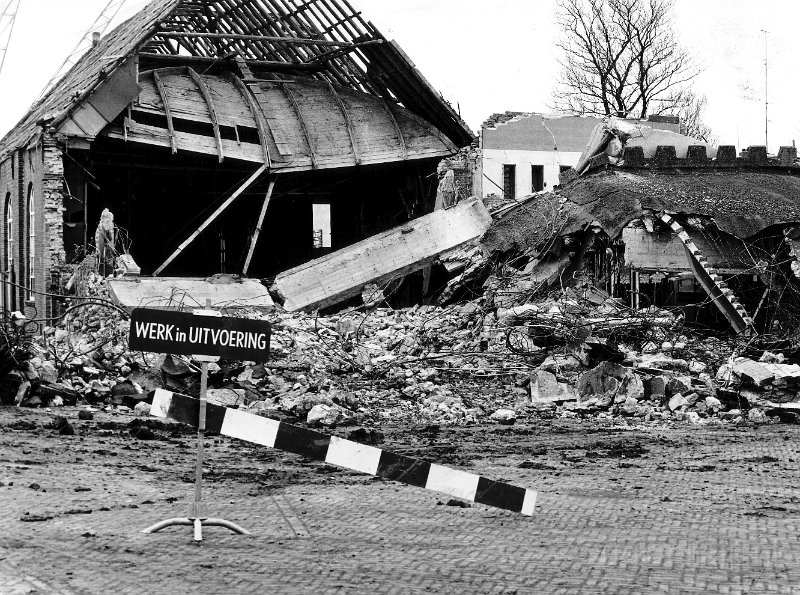 Afbraak Molenberg 1975 2.jpg